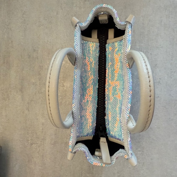 Marc Jacob’s sequin mini the tote - Picture 5 of 8